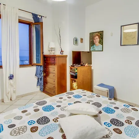 Acquacalda Rocche Rosse Διαμέρισμα